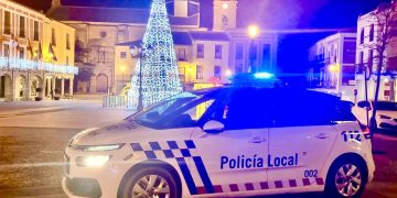 Nochevieja sin incidentes en Peñaranda y Año Nuevo con la localización y entrega al dueño de un perro que había escapado