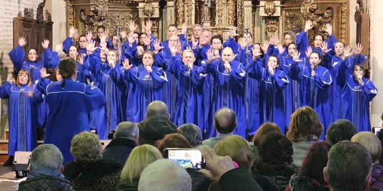 Zorita de la Frontera cosecha un nuevo éxito en su apuesta por la música con un gran concierto del coro de gospel Living Water