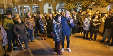 El «Logoturismo» llega a Peñaranda con un éxito de convocatoria y un ameno recorrido lingüístico de la mano de Miguel Sosa