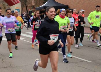Raúl González y Vega Casas ganan la IX Milla Solidaria en una gran tarde con el atletismo como protagonista en Peñaranda