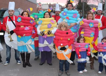 Una década del Carnaval de Peñaranda en imágenes: NOTICIAS A TIEMPO rescata los mejores disfraces del desfile del año 2015