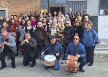 Las mujeres de Aldeaseca de la Frontera toman hoy el mando y reciben el bastón de manos del alcalde Luis María Romero