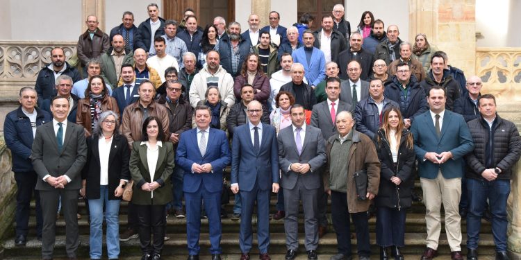 El servicio 012 Rural de la Junta llega a los pueblos de Salamanca para ofrecer información municipal a los vecinos