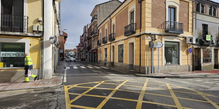 Las grandes inversiones de este año en Peñaranda: la reforma de la calle El Carmen y los nuevos vestuarios de las piscinas