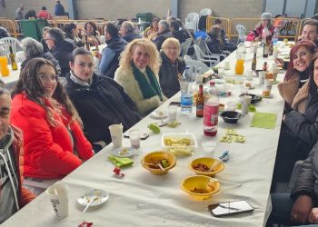 Aldeaseca de la Frontera despide su matanza tradicional con una comida que ha reunido a casi 400 comensales en el frontón