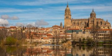 La Asociación Española Contra el Cáncer (AECC) en Peñaranda organiza un viaje cultural a Salamanca para el domingo 6 de abril