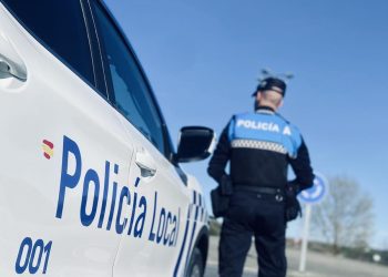 La Policía Local de Peñaranda intercepta al conductor de un vehículo que triplicaba la tasa de alcohol permitida al volante