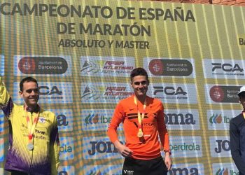 El club Atletismo Macotera Jamón Prim logra la quinta posición por equipos en la Maratón de Barcelona y Juan Bueno es «plata»