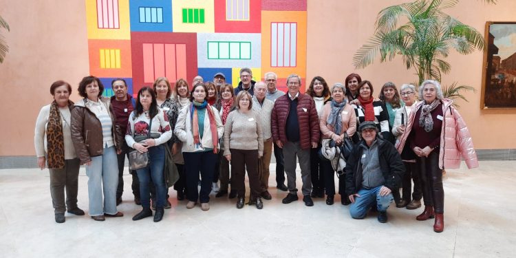 Alumnos del taller de Historia, Arte y Literatura de «El Inestal» viajan a Madrid para visitar el Museo Thyssen Bornemisza
