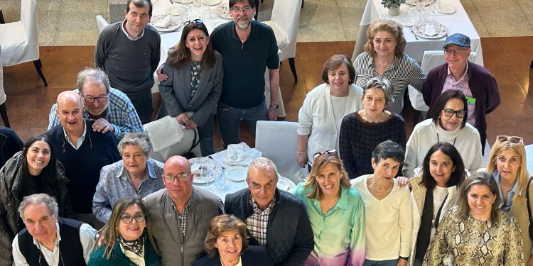 Emotiva despedida al enfermero Paco Diego que ha ejercido en estos años en Salmoral, Tordillos, Peñaranda y Nava de Sotrobal