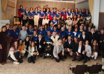 Los alumnos «históricos» de La Encarnación viven en Peñaranda una nueva vuelta al cole cargada de emociones y reencuentros
