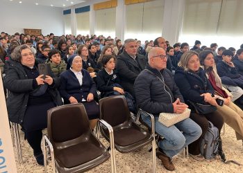 El carisma vicenciano, eje del encuentro en Peñaranda entre el colegio La Encarnación y el San Vicente de Paúl de Lisboa