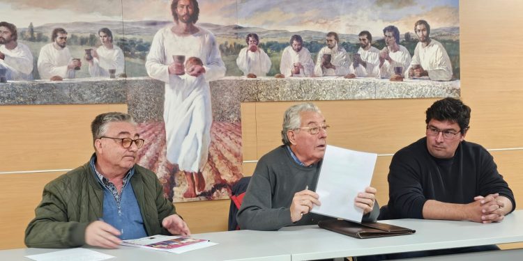 La Hermandad de Cofradías de Peñaranda recibe una candidatura que se revisará estos días por parte de la comisión electoral
