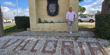 Álex González Hidalgo, alcalde de Villoria: «Cuando nos demos cuenta de que para los partidos sólo somos simples peones necesarios para asegurar sus puestos, igual entonces los pueblos gozaremos de una salud social envidiable»