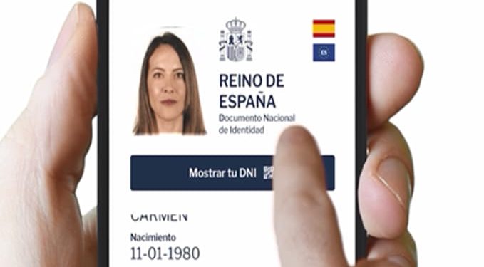 El DNI estrena versión digital y ofrece al ciudadano la posibilidad de disponer en su teléfono móvil del documento en el nuevo formato