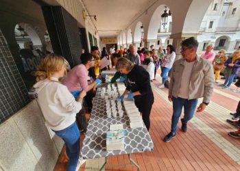 «La Salita» abre sus puertas en la plaza Nueva de Peñaranda con una gran chocolatada y con propuestas de ocio para todos