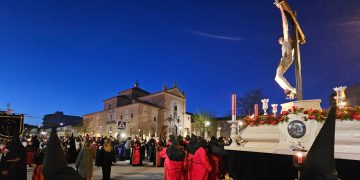 Humilladero y Lágrimas protagonizan el traslado penitencial del Martes Santo en Peñaranda con la esperada tregua del tiempo