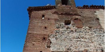 Villoria lanza un SOS ante el preocupante estado de la torre de la iglesia parroquial y el Ayuntamiento pide ayuda a la Junta