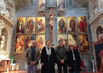 Las ocho cofradías de Peñaranda votan por unanimidad a la nueva junta rectora de la Hermandad en una jornada histórica