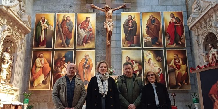 Las ocho cofradías de Peñaranda votan por unanimidad a la nueva junta rectora de la Hermandad en una jornada histórica
