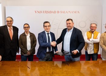 La Universidad de Salamanca digitalizará el cajón histórico con la documentación del ingeniero villorejo Fernando Gallego