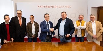 La Universidad de Salamanca digitalizará el cajón histórico con la documentación del ingeniero villorejo Fernando Gallego