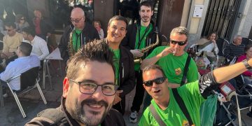 Dale Kaña 2.0 protagoniza en Alaraz una intensa tarde noche de charangueo dentro del programa festivo del Lunes de Aguas