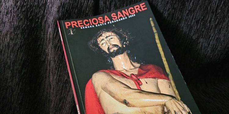 La cofradía peñarandina de la Preciosa Sangre edita su libro de Semana Santa con desfiles procesionales, cultos y colaboraciones