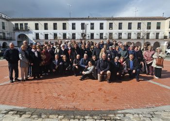 La asociación San Miguel recibe en Peñaranda a un grupo de mayores de Béjar y comparte una grata jornada de confraternidad