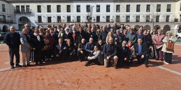 La asociación San Miguel recibe en Peñaranda a un grupo de mayores de Béjar y comparte una grata jornada de confraternidad