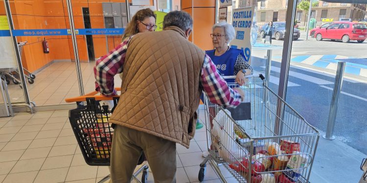 La Recogida Primavera del Banco de Alimentos continuará mañana, sábado, en tres supermercados de Peñaranda