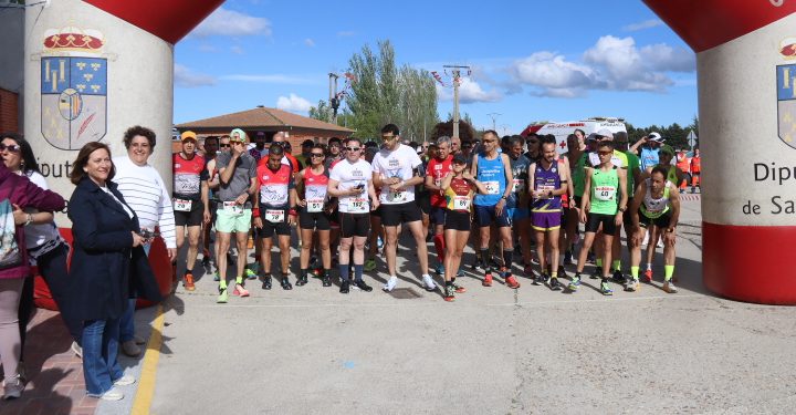 Peñaranda y Coca de Alba unidas por la carrera De la Cuna al Sepulcro: la prueba será itinerante y los atletas podrán ganar la Andariega cuando sumen 100 kilómetros del recorrido