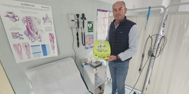 Aldeaseca de la Frontera adquiere un desfibrilador automático y formará a los vecinos para su manejo ante una emergencia