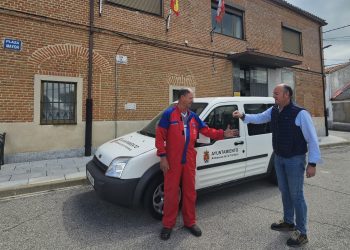 El Ayuntamiento de Aldeaseca de la Frontera adquiere un vehículo para diversas tareas municipales, entre ellas mantenimiento