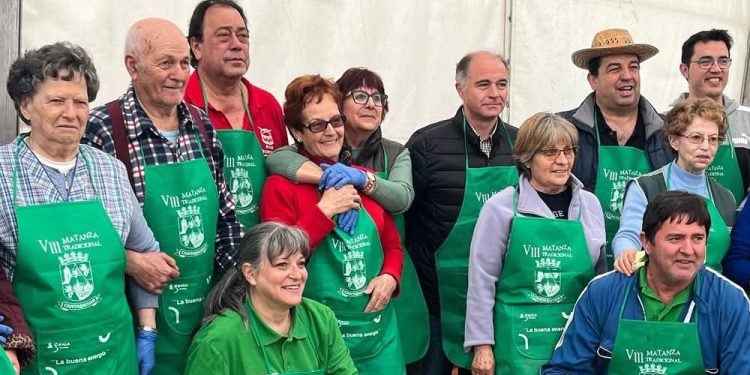 Cantaracillo cierra el ciclo matancero en la comarca con una gran fiesta y un original concurso de beber en bota de vino