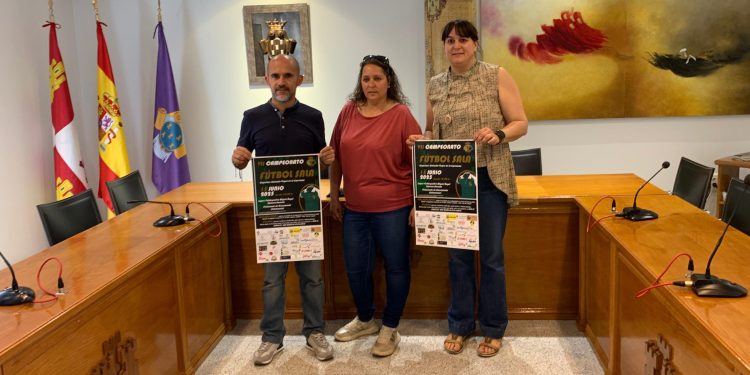 El VII campeonato de fútbol sala organizado por la cofradía de la Virgen de la Esperanza llega a Peñaranda el domingo 15 de junio