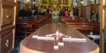 «¿Qué hacemos con el difunto?»: la indignación de una funeraria ante el caos por la tramitación telemática de los enterramientos