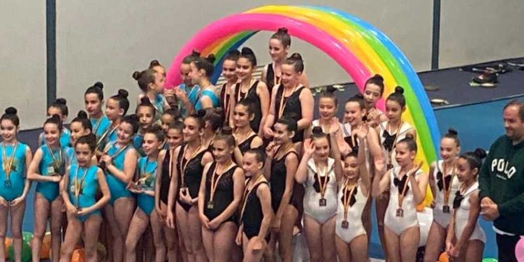 Gran papel de la escuela de Gimnasia Rítmica de Peñaranda en la jornada de Juegos Escolares celebrada hoy en Guijuelo