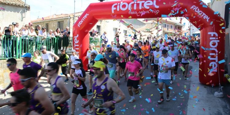 La V edición del cross trail de Malpartida reúne a 350 corredores y andarines con tres recorridos en un bello entorno natural