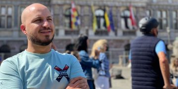 El peñarandino Mario Campano recibirá la Bandera a la Militancia en los premios Triángulo que otorga COGAM, colectivo LGTBI+