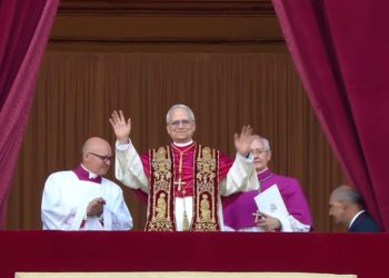 El agustino estadounidense Robert Francis Prevost, elegido nuevo Papa de la Iglesia Católica con el nombre de León XIV