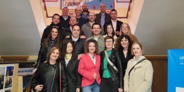 Los quint@s de 1980 se reúnen en Peñaranda para compartir una jornada de confraternidad con una visita al colegio y comida