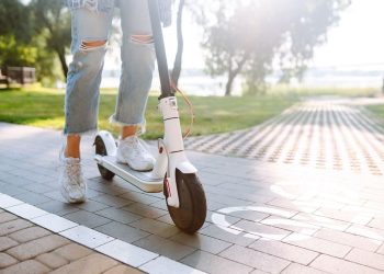 Peñaranda en Común ve necesario regular la circulación de patinetes eléctricos en la localidad