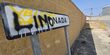 «Limonada», el nuevo pueblo de la comarca: los gamberros tienen marcado de nuevo su objetivo en las señales viales de población