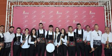 Macotera y sus dulzaineros brillan con luz propia en la entrega de los Premios Castilla y León 2024 celebrada en Valladolid