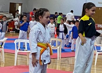 Gran papel de los karatekas peñarandinos en el Campeonato en edad escolar de Castilla y León celebrado en La Bañeza (León)