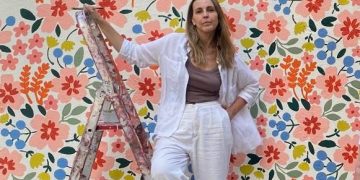 Moniquilla ya tiene su obra en el barrio salmantino del Oeste: «Me gustaría crear uno en Peñaranda, donde he crecido, donde está gran parte de mi familia y a la que sigo muy unida»