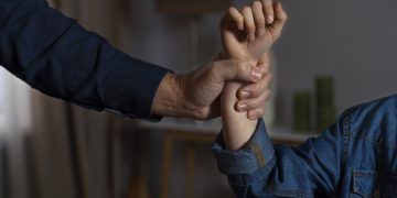 Interior ordena a los cuerpos policiales el refuerzo de la protección a las víctimas de violencia de género durante el periodo estival