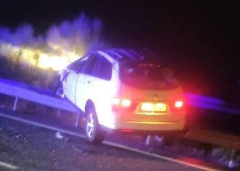 Accidente en la autovía A-50 con un turismo que ha dado varias vueltas de campana