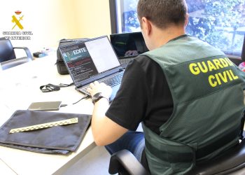 La Guardia Civil detiene a los supuestos autores de una ciberestafa de 46.801 euros a una empresa de Salamanca